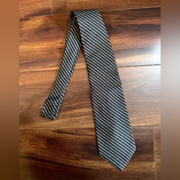 BROOKS Basics Blue and Gold Tie with Elegant Stripes - Picture 2 of 8